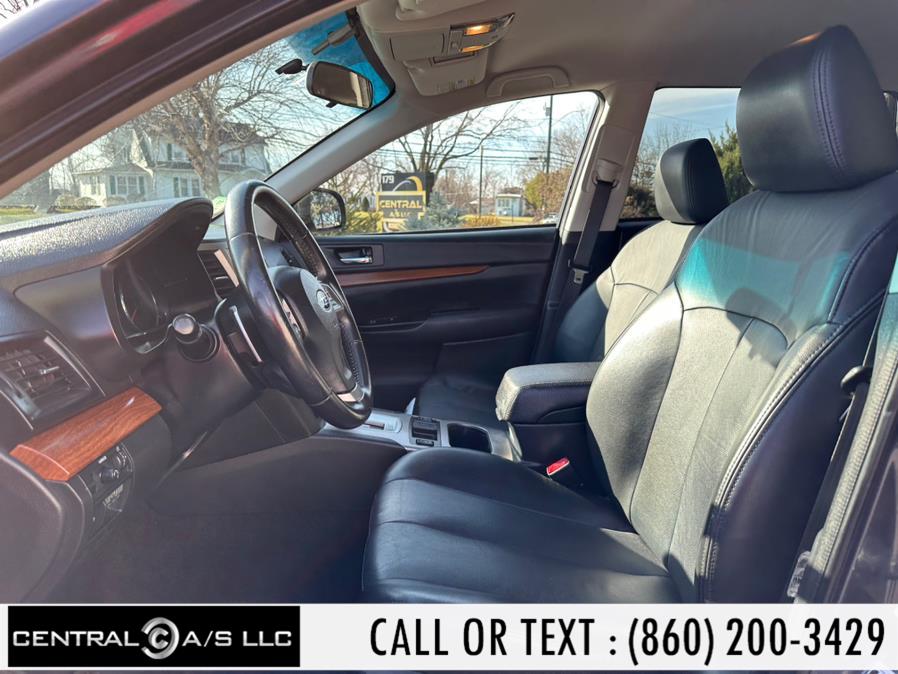 2013 Subaru Outback 4dr Wgn H4 Auto 2.5i Limited, available for sale in East Windsor, Connecticut | Central A/S LLC. East Windsor, Connecticut 2013 Subaru Outback 4dr Wgn H4 Auto 2.5i Limited, available for sale in East Windsor, Connecticut | Central A/S LLC. East Windsor, Connecticut