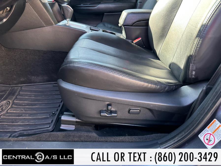 2013 Subaru Outback 4dr Wgn H4 Auto 2.5i Limited, available for sale in East Windsor, Connecticut | Central A/S LLC. East Windsor, Connecticut 2013 Subaru Outback 4dr Wgn H4 Auto 2.5i Limited, available for sale in East Windsor, Connecticut | Central A/S LLC. East Windsor, Connecticut
