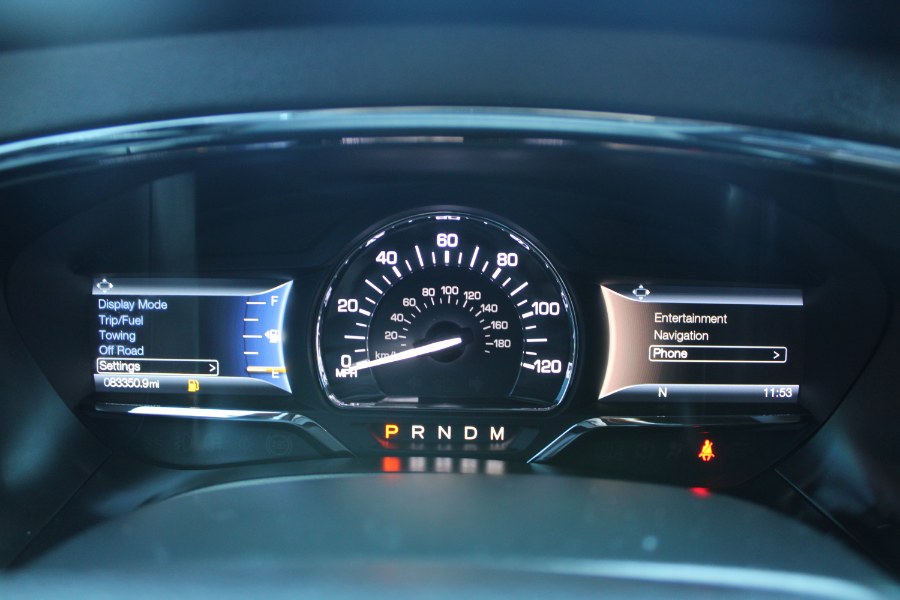 2015 Lincoln Navigator 4WD 4dr, available for sale in Plantsville, Connecticut | Auto House of Luxury. Plantsville, Connecticut 2015 Lincoln Navigator 4WD 4dr, available for sale in Plantsville, Connecticut | Auto House of Luxury. Plantsville, Connecticut
