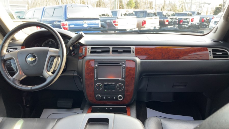 2014 Chevrolet Tahoe 4WD 4dr LTZ, available for sale in Waterbury, Connecticut | West End Automotive Center. Waterbury, Connecticut 2014 Chevrolet Tahoe 4WD 4dr LTZ, available for sale in Waterbury, Connecticut | West End Automotive Center. Waterbury, Connecticut