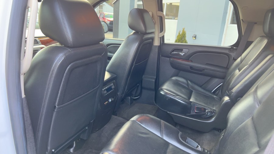 2014 Chevrolet Tahoe 4WD 4dr LTZ, available for sale in Waterbury, Connecticut | West End Automotive Center. Waterbury, Connecticut 2014 Chevrolet Tahoe 4WD 4dr LTZ, available for sale in Waterbury, Connecticut | West End Automotive Center. Waterbury, Connecticut