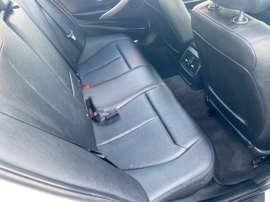 2013 BMW 3 Series 4dr Sdn 320i xDrive AWD, available for sale in Middle Village, New York | Middle Village Motors . Middle Village, New York 2013 BMW 3 Series 4dr Sdn 320i xDrive AWD, available for sale in Middle Village, New York | Middle Village Motors . Middle Village, New York