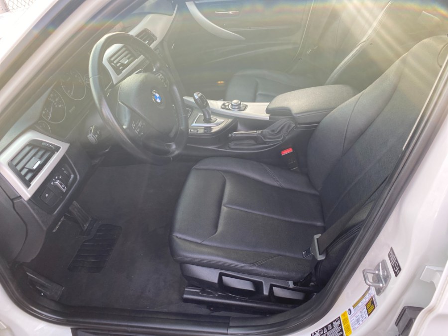 2013 BMW 3 Series 4dr Sdn 320i xDrive AWD, available for sale in Middle Village, New York | Middle Village Motors . Middle Village, New York 2013 BMW 3 Series 4dr Sdn 320i xDrive AWD, available for sale in Middle Village, New York | Middle Village Motors . Middle Village, New York