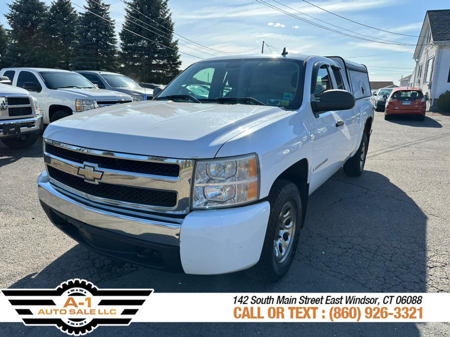 2007 Chevrolet Silverado 1500 4WD Ext Cab 134.0" LT w/1LT, available for sale in East Windsor, Connecticut | A1 Auto Sale LLC. East Windsor, Connecticut 2007 Chevrolet Silverado 1500 4WD Ext Cab 134.0" LT w/1LT, available for sale in East Windsor, Connecticut | A1 Auto Sale LLC. East Windsor, Connecticut
