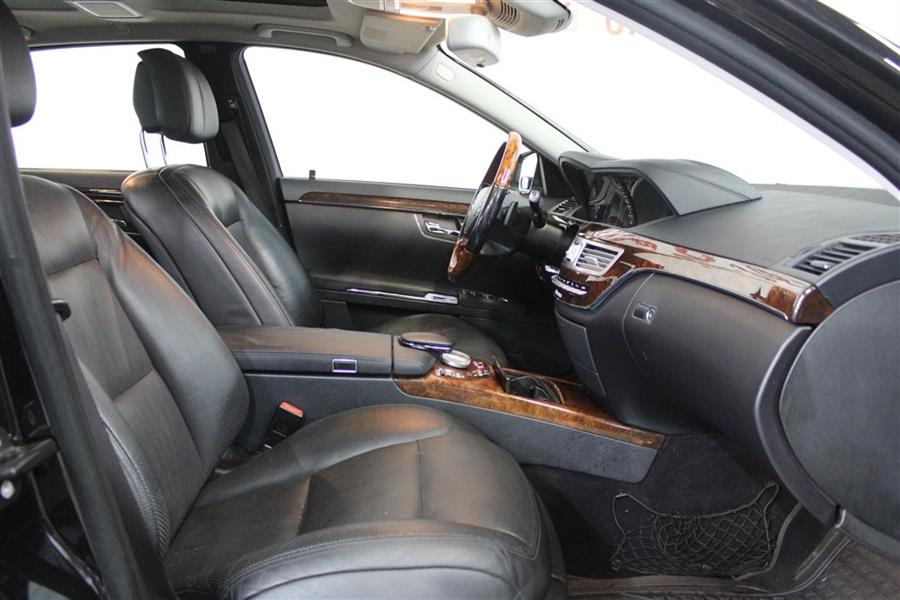 2010 Mercedes-benz s 550 4MATIC, available for sale in Paterson, New Jersey | Fast Track Motors. Paterson, New Jersey 2010 Mercedes-benz s 550 4MATIC, available for sale in Paterson, New Jersey | Fast Track Motors. Paterson, New Jersey