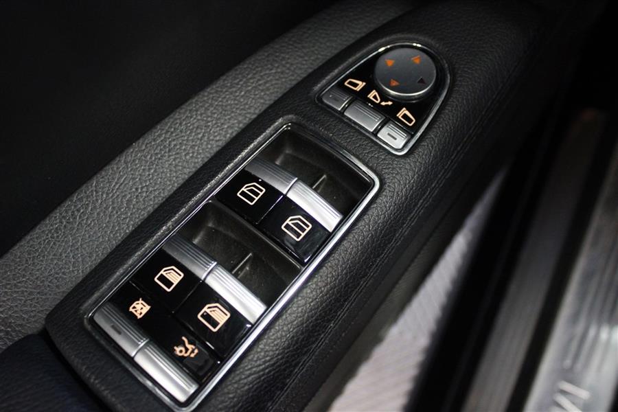 2010 Mercedes-benz s 550 4MATIC, available for sale in Paterson, New Jersey | Fast Track Motors. Paterson, New Jersey 2010 Mercedes-benz s 550 4MATIC, available for sale in Paterson, New Jersey | Fast Track Motors. Paterson, New Jersey