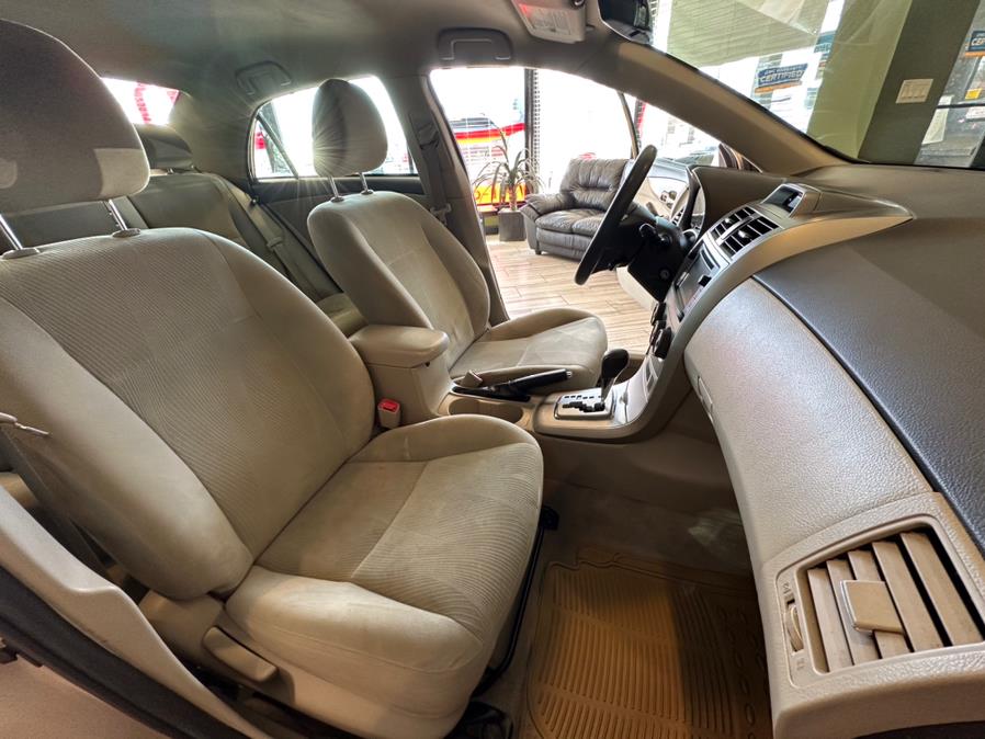 2013 Toyota Corolla 4dr Sdn Auto LE, available for sale in West Hartford, Connecticut | AutoMax. West Hartford, Connecticut 2013 Toyota Corolla 4dr Sdn Auto LE, available for sale in West Hartford, Connecticut | AutoMax. West Hartford, Connecticut