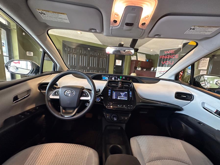 2016 Toyota Prius 5dr HB Two Eco (Natl), available for sale in West Hartford, Connecticut | AutoMax. West Hartford, Connecticut 2016 Toyota Prius 5dr HB Two Eco (Natl), available for sale in West Hartford, Connecticut | AutoMax. West Hartford, Connecticut