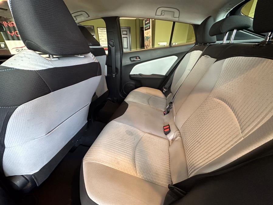 2016 Toyota Prius 5dr HB Two Eco (Natl), available for sale in West Hartford, Connecticut | AutoMax. West Hartford, Connecticut 2016 Toyota Prius 5dr HB Two Eco (Natl), available for sale in West Hartford, Connecticut | AutoMax. West Hartford, Connecticut