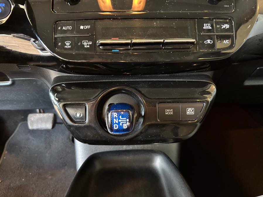 2016 Toyota Prius 5dr HB Two Eco (Natl), available for sale in West Hartford, Connecticut | AutoMax. West Hartford, Connecticut 2016 Toyota Prius 5dr HB Two Eco (Natl), available for sale in West Hartford, Connecticut | AutoMax. West Hartford, Connecticut