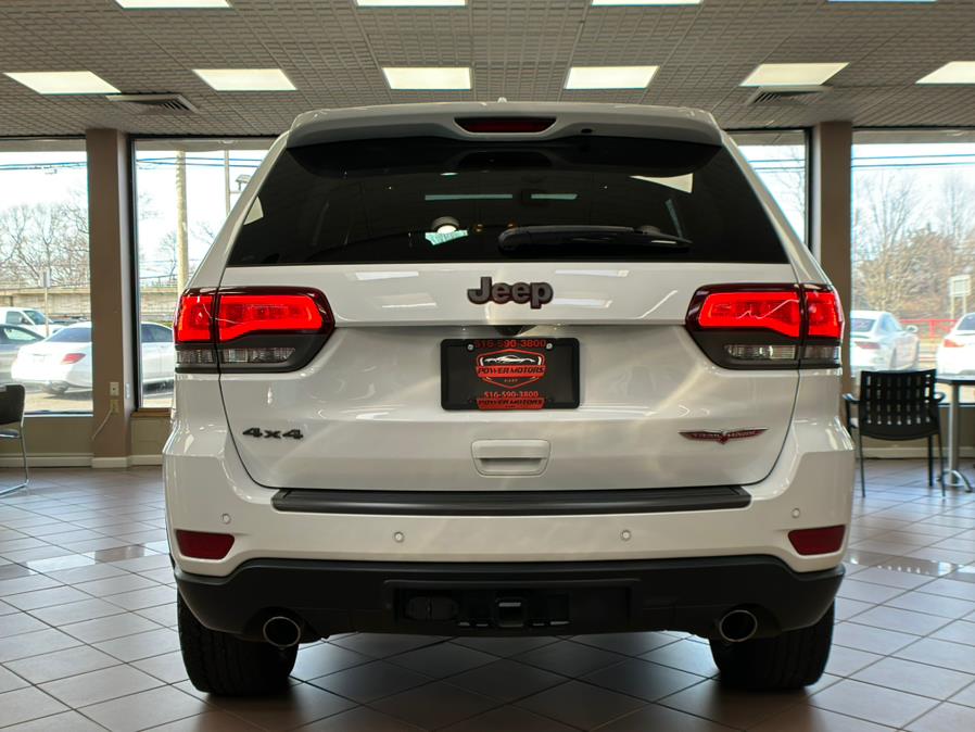 2018 Jeep Grand Cherokee Trailhawk 4x4 *Ltd Avail*, available for sale in Massapequa Park, New York | Power Motors East. Massapequa Park, New York 2018 Jeep Grand Cherokee Trailhawk 4x4 *Ltd Avail*, available for sale in Massapequa Park, New York | Power Motors East. Massapequa Park, New York