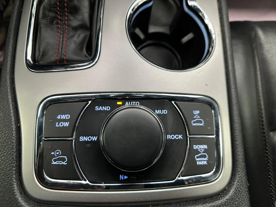 2018 Jeep Grand Cherokee Trailhawk 4x4 *Ltd Avail*, available for sale in Massapequa Park, New York | Power Motors East. Massapequa Park, New York 2018 Jeep Grand Cherokee Trailhawk 4x4 *Ltd Avail*, available for sale in Massapequa Park, New York | Power Motors East. Massapequa Park, New York