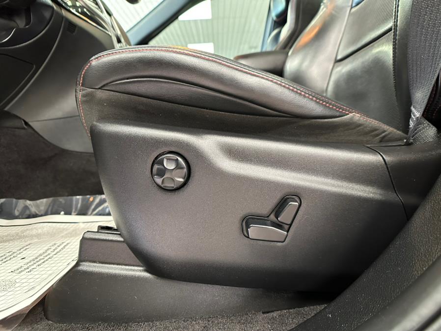 2018 Jeep Grand Cherokee Trailhawk 4x4 *Ltd Avail*, available for sale in Massapequa Park, New York | Power Motors East. Massapequa Park, New York 2018 Jeep Grand Cherokee Trailhawk 4x4 *Ltd Avail*, available for sale in Massapequa Park, New York | Power Motors East. Massapequa Park, New York