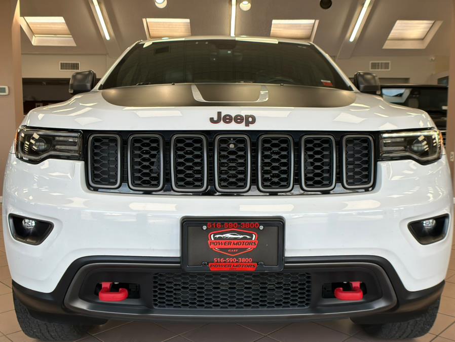 2018 Jeep Grand Cherokee Trailhawk 4x4 *Ltd Avail*, available for sale in Massapequa Park, New York | Power Motors East. Massapequa Park, New York 2018 Jeep Grand Cherokee Trailhawk 4x4 *Ltd Avail*, available for sale in Massapequa Park, New York | Power Motors East. Massapequa Park, New York