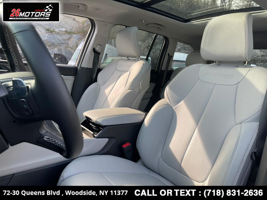 2022 Jeep Grand Cherokee Overland 4x4, available for sale in Woodside, New York | 26 Motors Queens. Woodside, New York 2022 Jeep Grand Cherokee Overland 4x4, available for sale in Woodside, New York | 26 Motors Queens. Woodside, New York