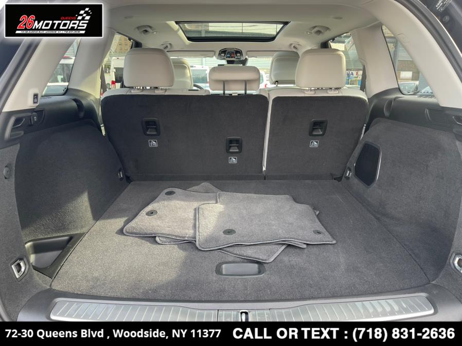 2022 Jeep Grand Cherokee Overland 4x4, available for sale in Woodside, New York | 26 Motors Queens. Woodside, New York 2022 Jeep Grand Cherokee Overland 4x4, available for sale in Woodside, New York | 26 Motors Queens. Woodside, New York