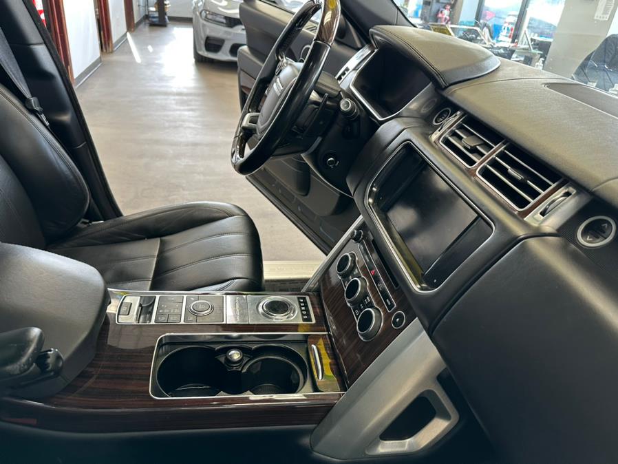 2015 Land Rover Range Rover 4WD 4dr V8 Supercharged, available for sale in Inwood, New York | 5 Towns Drive. Inwood, New York 2015 Land Rover Range Rover 4WD 4dr V8 Supercharged, available for sale in Inwood, New York | 5 Towns Drive. Inwood, New York