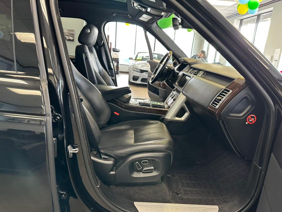 2015 Land Rover Range Rover 4WD 4dr V8 Supercharged, available for sale in Inwood, New York | 5 Towns Drive. Inwood, New York 2015 Land Rover Range Rover 4WD 4dr V8 Supercharged, available for sale in Inwood, New York | 5 Towns Drive. Inwood, New York