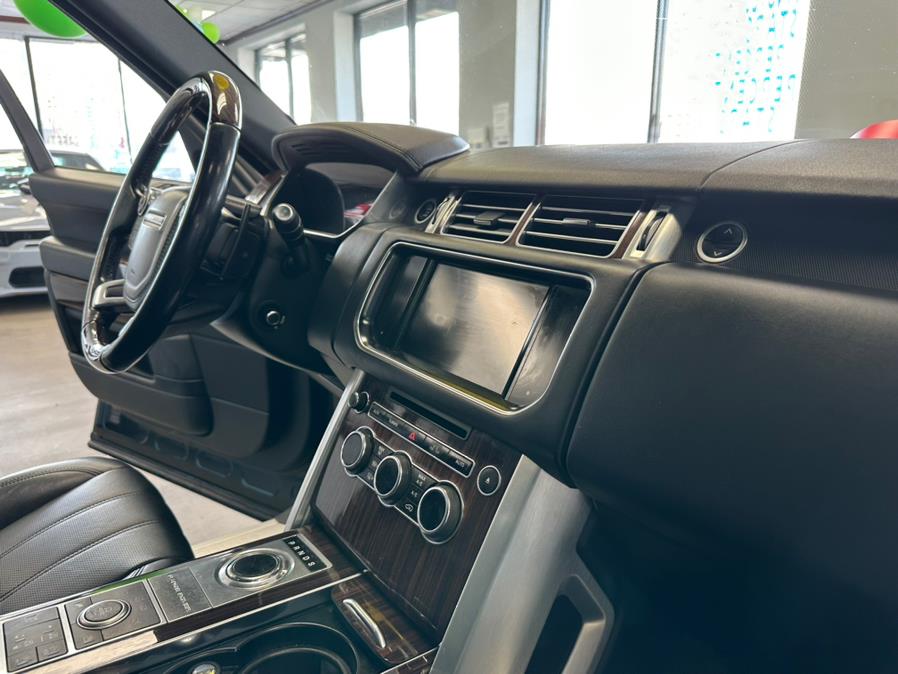 2015 Land Rover Range Rover 4WD 4dr V8 Supercharged, available for sale in Inwood, New York | 5 Towns Drive. Inwood, New York 2015 Land Rover Range Rover 4WD 4dr V8 Supercharged, available for sale in Inwood, New York | 5 Towns Drive. Inwood, New York
