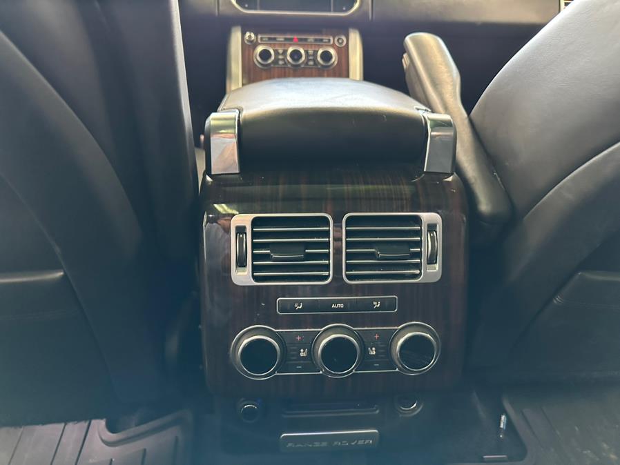 2015 Land Rover Range Rover 4WD 4dr V8 Supercharged, available for sale in Inwood, New York | 5 Towns Drive. Inwood, New York 2015 Land Rover Range Rover 4WD 4dr V8 Supercharged, available for sale in Inwood, New York | 5 Towns Drive. Inwood, New York