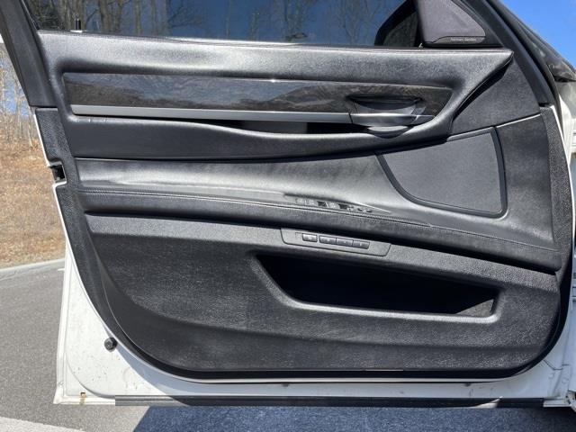 2014 BMW 7 Series 750i xDrive, available for sale in Brookfield, Connecticut | Blasius Federal Road. Brookfield, Connecticut 2014 BMW 7 Series 750i xDrive, available for sale in Brookfield, Connecticut | Blasius Federal Road. Brookfield, Connecticut