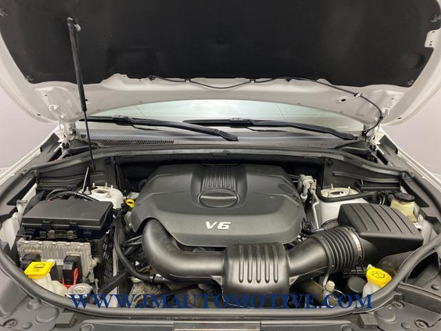 2015 Jeep Grand Cherokee 4WD 4dr Altitude, available for sale in Naugatuck, Connecticut | J&M Automotive Sls&Svc LLC. Naugatuck, Connecticut 2015 Jeep Grand Cherokee 4WD 4dr Altitude, available for sale in Naugatuck, Connecticut | J&M Automotive Sls&Svc LLC. Naugatuck, Connecticut
