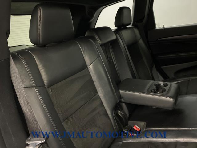 2015 Jeep Grand Cherokee 4WD 4dr Altitude, available for sale in Naugatuck, Connecticut | J&M Automotive Sls&Svc LLC. Naugatuck, Connecticut 2015 Jeep Grand Cherokee 4WD 4dr Altitude, available for sale in Naugatuck, Connecticut | J&M Automotive Sls&Svc LLC. Naugatuck, Connecticut