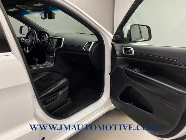 2015 Jeep Grand Cherokee 4WD 4dr Altitude, available for sale in Naugatuck, Connecticut | J&M Automotive Sls&Svc LLC. Naugatuck, Connecticut 2015 Jeep Grand Cherokee 4WD 4dr Altitude, available for sale in Naugatuck, Connecticut | J&M Automotive Sls&Svc LLC. Naugatuck, Connecticut