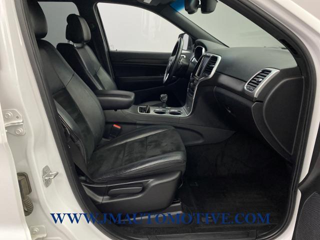 2015 Jeep Grand Cherokee 4WD 4dr Altitude, available for sale in Naugatuck, Connecticut | J&M Automotive Sls&Svc LLC. Naugatuck, Connecticut 2015 Jeep Grand Cherokee 4WD 4dr Altitude, available for sale in Naugatuck, Connecticut | J&M Automotive Sls&Svc LLC. Naugatuck, Connecticut