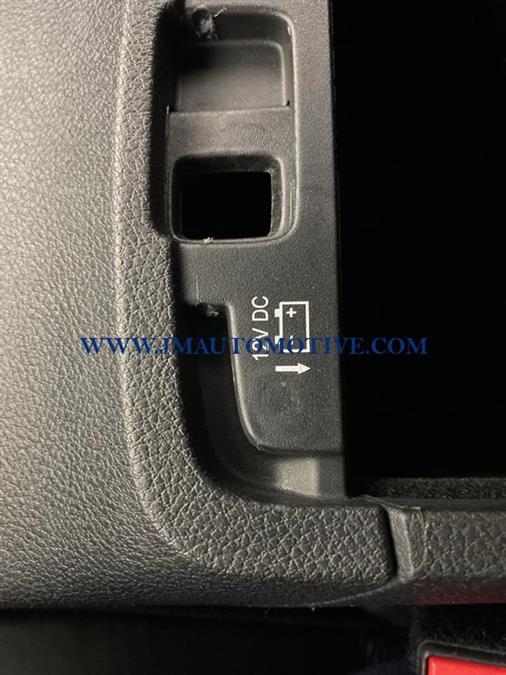 2015 Jeep Grand Cherokee 4WD 4dr Altitude, available for sale in Naugatuck, Connecticut | J&M Automotive Sls&Svc LLC. Naugatuck, Connecticut 2015 Jeep Grand Cherokee 4WD 4dr Altitude, available for sale in Naugatuck, Connecticut | J&M Automotive Sls&Svc LLC. Naugatuck, Connecticut