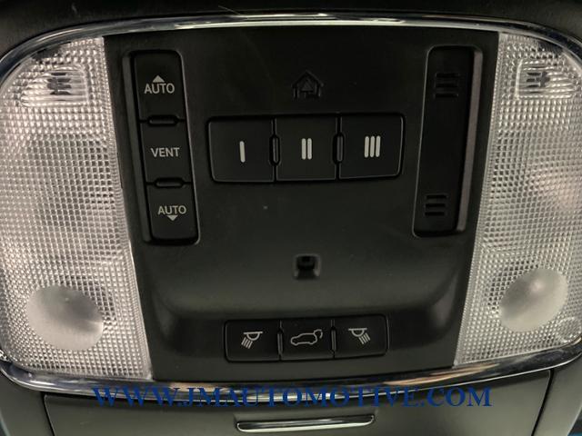 2015 Jeep Grand Cherokee 4WD 4dr Altitude, available for sale in Naugatuck, Connecticut | J&M Automotive Sls&Svc LLC. Naugatuck, Connecticut 2015 Jeep Grand Cherokee 4WD 4dr Altitude, available for sale in Naugatuck, Connecticut | J&M Automotive Sls&Svc LLC. Naugatuck, Connecticut