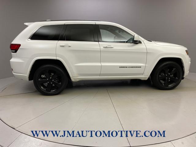 2015 Jeep Grand Cherokee 4WD 4dr Altitude, available for sale in Naugatuck, Connecticut | J&M Automotive Sls&Svc LLC. Naugatuck, Connecticut 2015 Jeep Grand Cherokee 4WD 4dr Altitude, available for sale in Naugatuck, Connecticut | J&M Automotive Sls&Svc LLC. Naugatuck, Connecticut