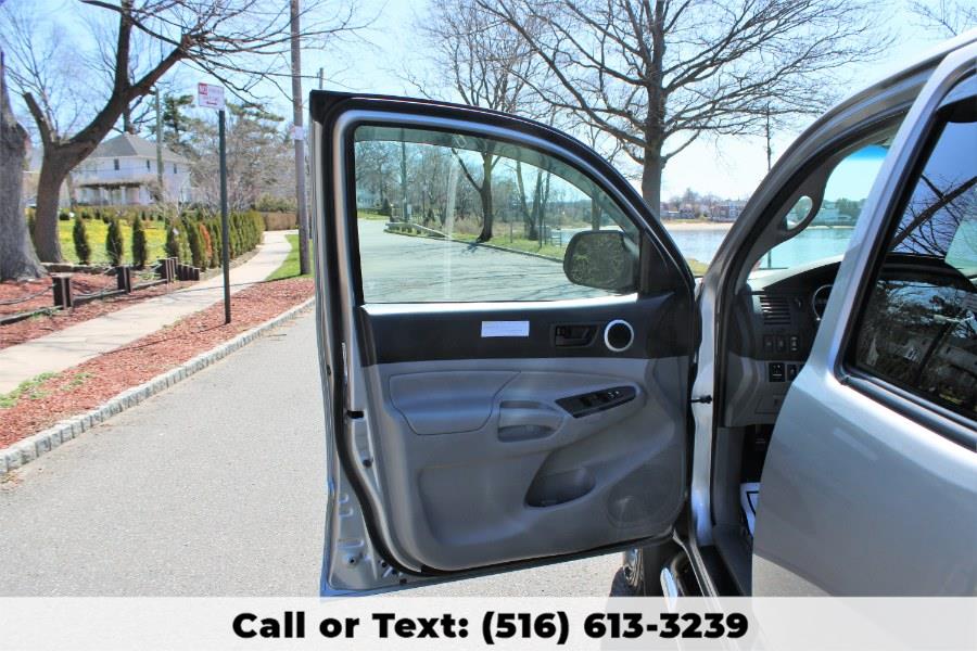 2015 Toyota Tacoma Double Cab, available for sale in Great Neck, New York | Great Neck Car Buyers & Sellers. Great Neck, New York 2015 Toyota Tacoma Double Cab, available for sale in Great Neck, New York | Great Neck Car Buyers & Sellers. Great Neck, New York