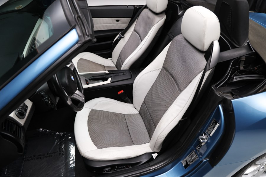 2003 BMW Z4 Z4 2dr Roadster 2.5i, available for sale in North Salem, New York | Meccanic Shop North Inc. North Salem, New York 2003 BMW Z4 Z4 2dr Roadster 2.5i, available for sale in North Salem, New York | Meccanic Shop North Inc. North Salem, New York