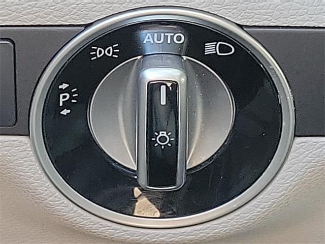 2015 Mercedes-benz Gla GLA 250, available for sale in Stratford, Connecticut | Wiz Leasing Inc. Stratford, Connecticut 2015 Mercedes-benz Gla GLA 250, available for sale in Stratford, Connecticut | Wiz Leasing Inc. Stratford, Connecticut