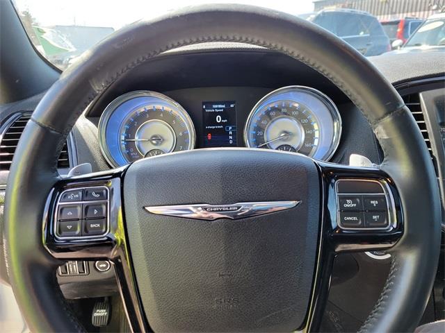2013 Chrysler 300 S, available for sale in Stratford, Connecticut | Wiz Leasing Inc. Stratford, Connecticut 2013 Chrysler 300 S, available for sale in Stratford, Connecticut | Wiz Leasing Inc. Stratford, Connecticut