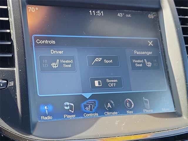 2013 Chrysler 300 S, available for sale in Stratford, Connecticut | Wiz Leasing Inc. Stratford, Connecticut 2013 Chrysler 300 S, available for sale in Stratford, Connecticut | Wiz Leasing Inc. Stratford, Connecticut