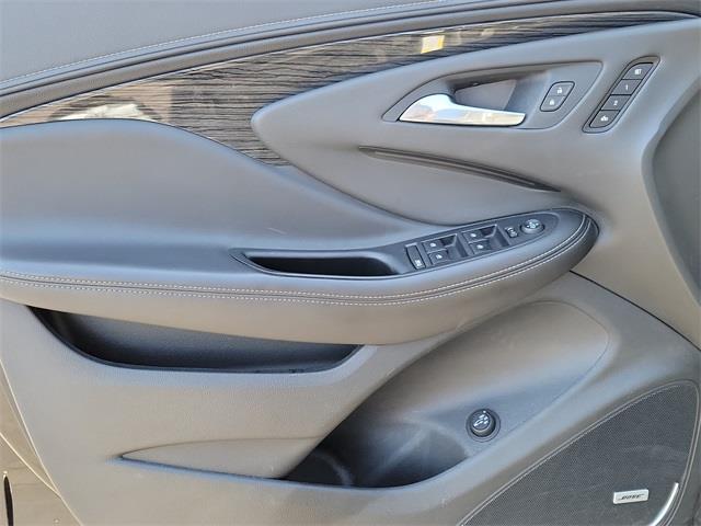 2017 Buick Envision Premium I, available for sale in Stratford, Connecticut | Wiz Leasing Inc. Stratford, Connecticut 2017 Buick Envision Premium I, available for sale in Stratford, Connecticut | Wiz Leasing Inc. Stratford, Connecticut