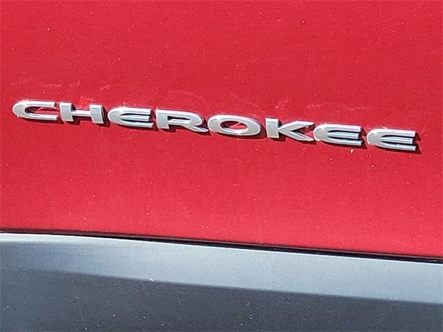2015 Jeep Cherokee Latitude, available for sale in Stratford, Connecticut | Wiz Leasing Inc. Stratford, Connecticut 2015 Jeep Cherokee Latitude, available for sale in Stratford, Connecticut | Wiz Leasing Inc. Stratford, Connecticut