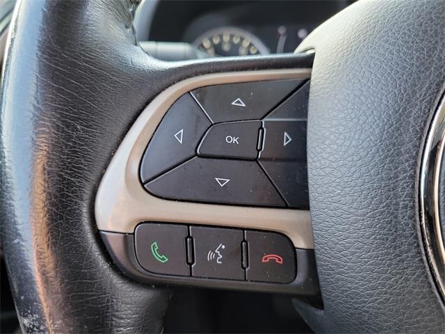 2017 Jeep Renegade Latitude, available for sale in Stratford, Connecticut | Wiz Leasing Inc. Stratford, Connecticut 2017 Jeep Renegade Latitude, available for sale in Stratford, Connecticut | Wiz Leasing Inc. Stratford, Connecticut