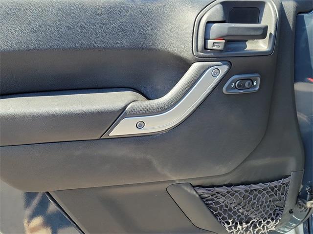 2017 Jeep Wrangler Unlimited Sahara, available for sale in Stratford, Connecticut | Wiz Leasing Inc. Stratford, Connecticut 2017 Jeep Wrangler Unlimited Sahara, available for sale in Stratford, Connecticut | Wiz Leasing Inc. Stratford, Connecticut