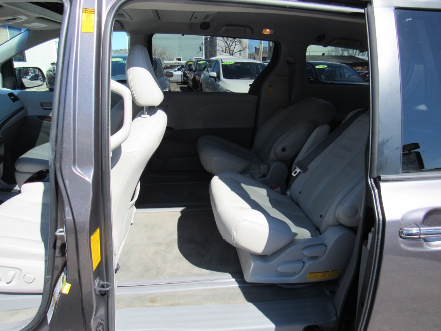 2014 Toyota Sienna XLE, available for sale in Worcester, Massachusetts | Hilario's Auto Sales Inc.. Worcester, Massachusetts 2014 Toyota Sienna XLE, available for sale in Worcester, Massachusetts | Hilario's Auto Sales Inc.. Worcester, Massachusetts
