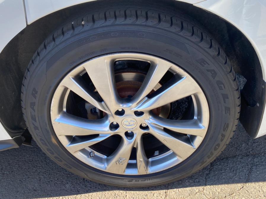 2015 INFINITI QX60 AWD 4dr, available for sale in Bridgeport, Connecticut | CT Auto. Bridgeport, Connecticut 2015 INFINITI QX60 AWD 4dr, available for sale in Bridgeport, Connecticut | CT Auto. Bridgeport, Connecticut