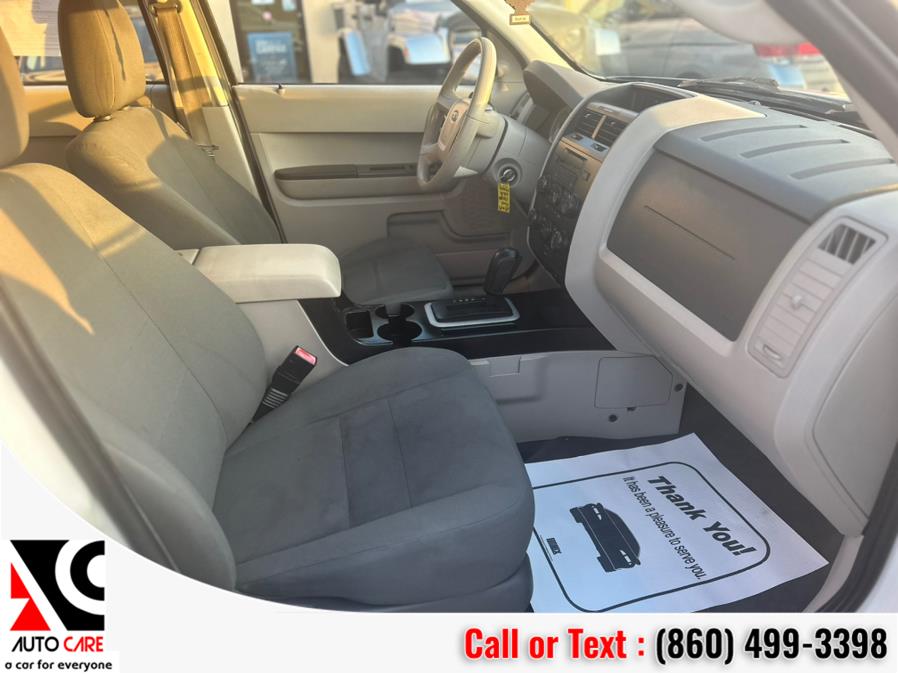2009 Ford Escape 4WD 4dr I4 Auto XLS, available for sale in Vernon , Connecticut | Auto Care Motors. Vernon , Connecticut 2009 Ford Escape 4WD 4dr I4 Auto XLS, available for sale in Vernon , Connecticut | Auto Care Motors. Vernon , Connecticut