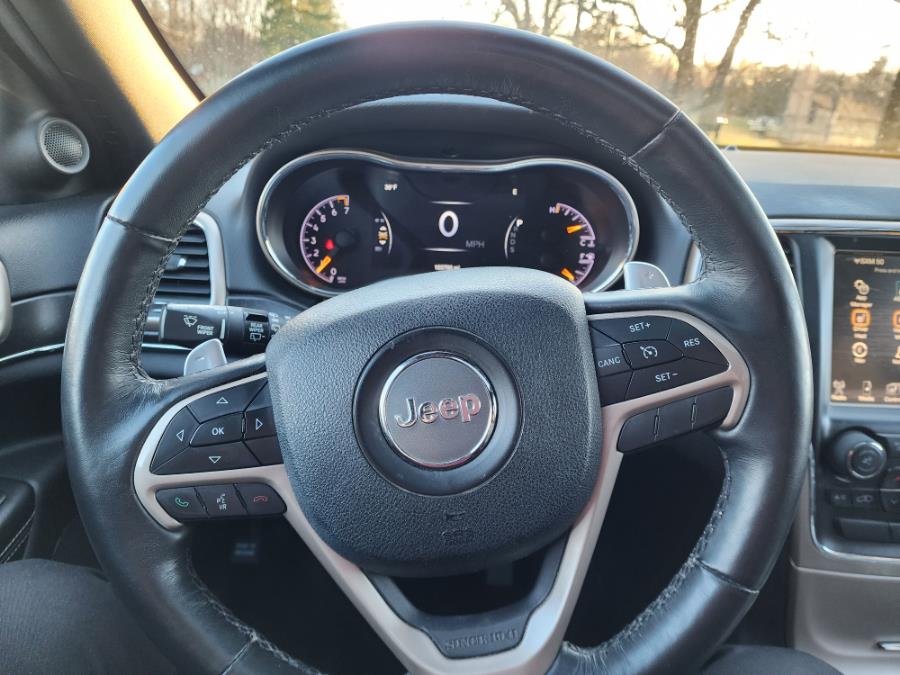 2015 Jeep Grand Cherokee 4WD 4dr Limited, available for sale in Springfield, Massachusetts | Fast Lane Auto Sales & Service, Inc. . Springfield, Massachusetts 2015 Jeep Grand Cherokee 4WD 4dr Limited, available for sale in Springfield, Massachusetts | Fast Lane Auto Sales & Service, Inc. . Springfield, Massachusetts