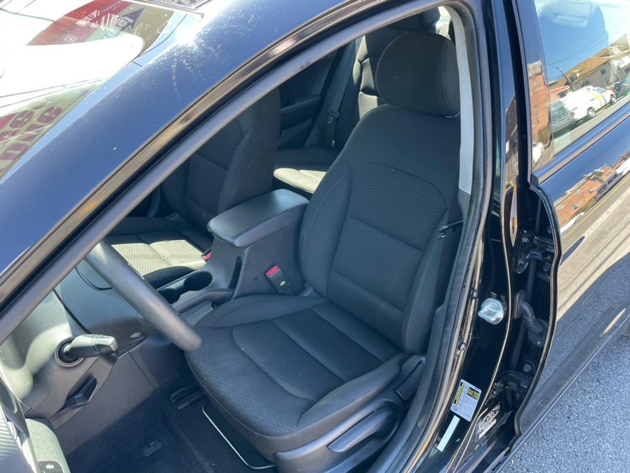 2019 Hyundai Elantra SE Auto, available for sale in Brooklyn, New York | Worlds Best Auto Inc. Brooklyn, New York 2019 Hyundai Elantra SE Auto, available for sale in Brooklyn, New York | Worlds Best Auto Inc. Brooklyn, New York