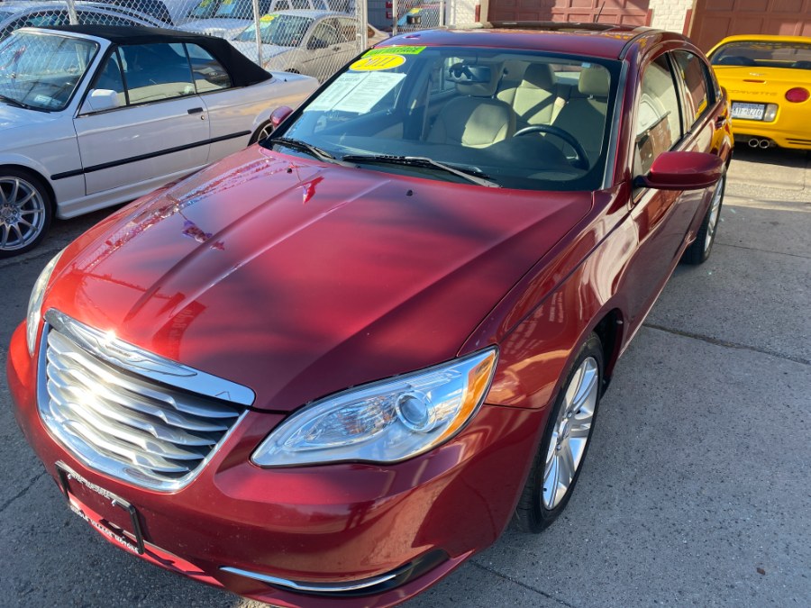 2011 Chrysler 200 4dr Sdn Touring, available for sale in Middle Village, New York | Middle Village Motors . Middle Village, New York