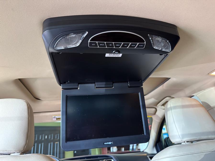 2015 Toyota Highlander AWD 4dr V6 XLE (Natl), available for sale in West Hartford, Connecticut | AutoMax. West Hartford, Connecticut 2015 Toyota Highlander AWD 4dr V6 XLE (Natl), available for sale in West Hartford, Connecticut | AutoMax. West Hartford, Connecticut