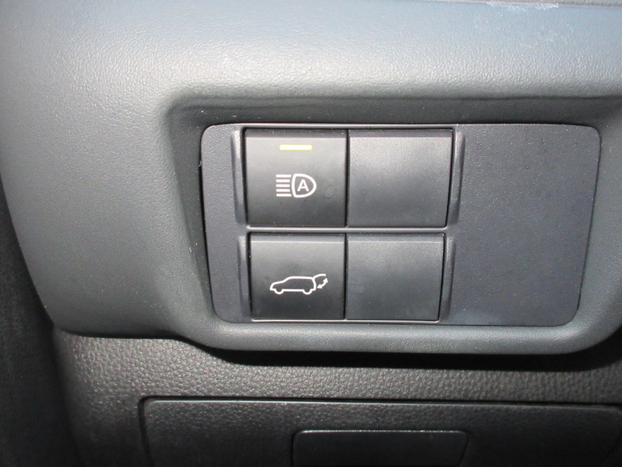 2021 Toyota Highlander LE FWD (Natl), available for sale in Linden, New Jersey | Route 27 Auto Mall. Linden, New Jersey 2021 Toyota Highlander LE FWD (Natl), available for sale in Linden, New Jersey | Route 27 Auto Mall. Linden, New Jersey