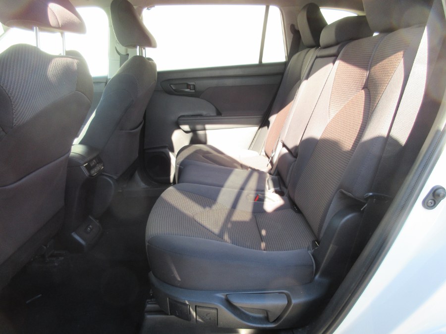 2021 Toyota Highlander LE FWD (Natl), available for sale in Linden, New Jersey | Route 27 Auto Mall. Linden, New Jersey 2021 Toyota Highlander LE FWD (Natl), available for sale in Linden, New Jersey | Route 27 Auto Mall. Linden, New Jersey